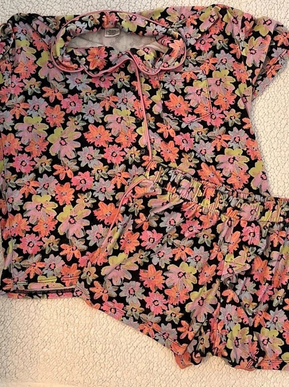 Floral Matching Set in Black & Pink Like New